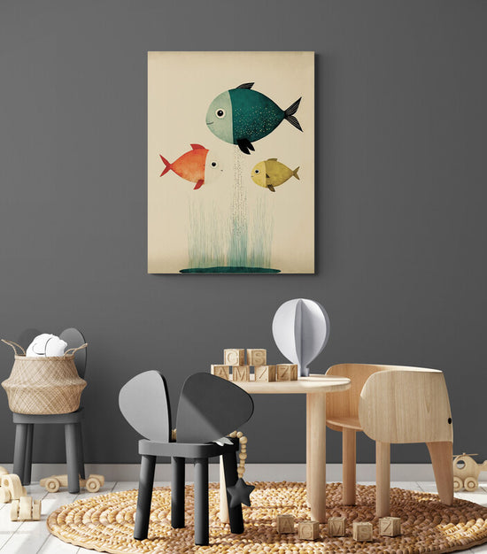 Tableau poisson enfants : décoration murale pour chambre représentant trois poissons colorés, heureux dans un aquarium